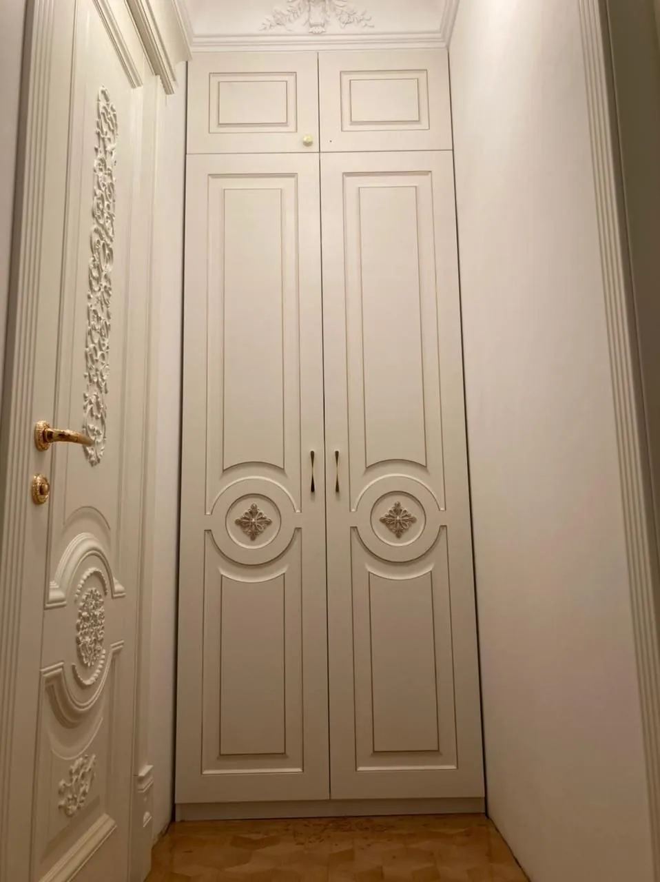 Шкафы